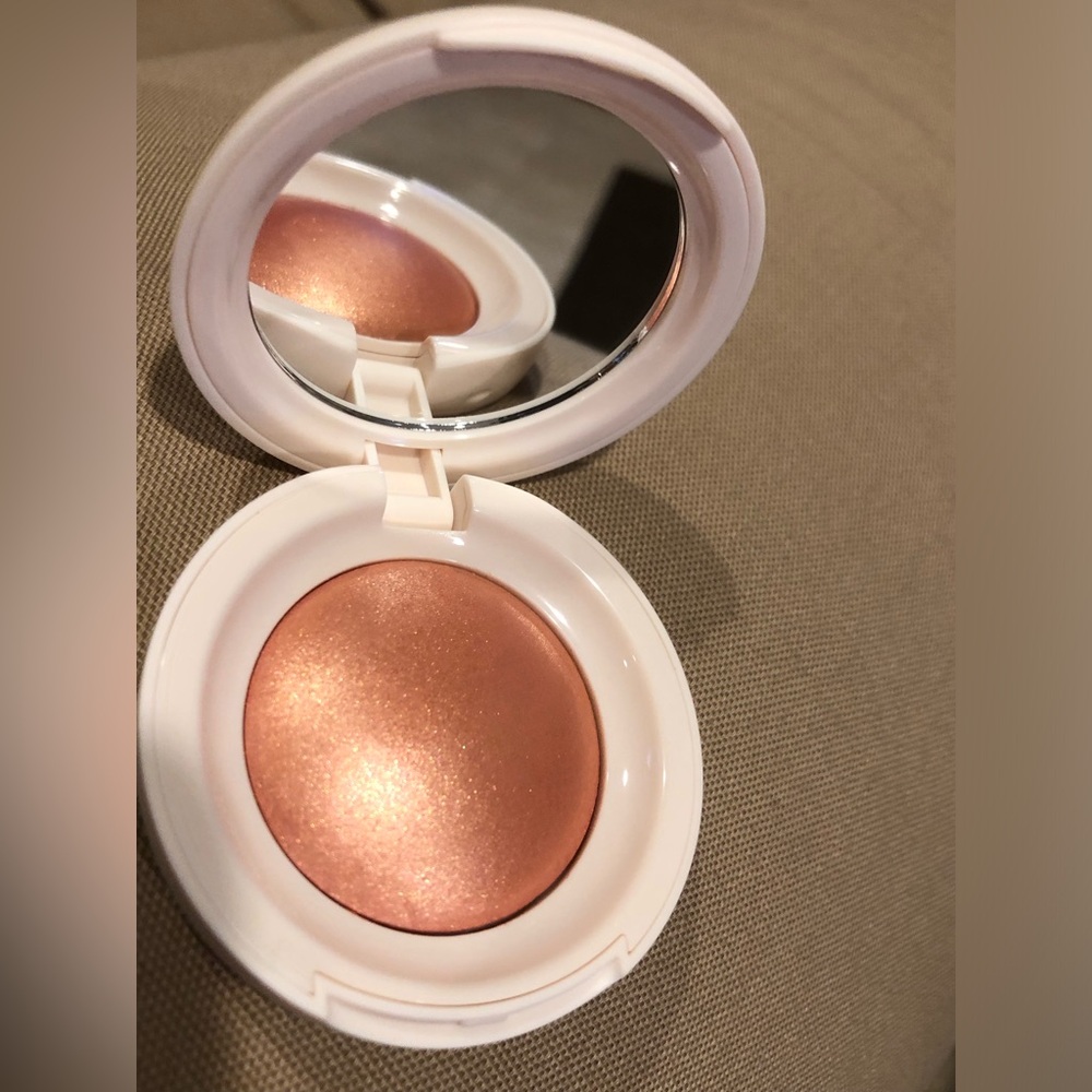 Rare Beauty Soft Pinch Luminous Powder Blush in Joy